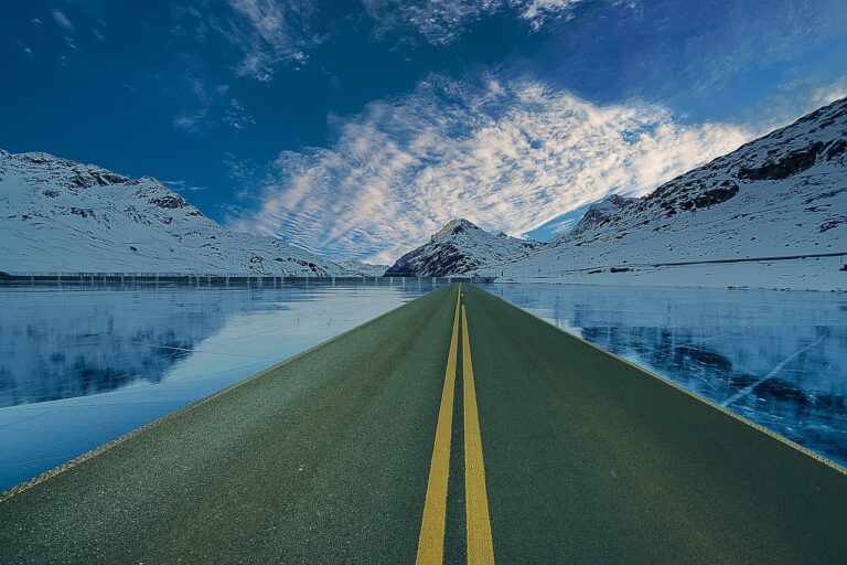 journey, road, mountain-2146192.jpg